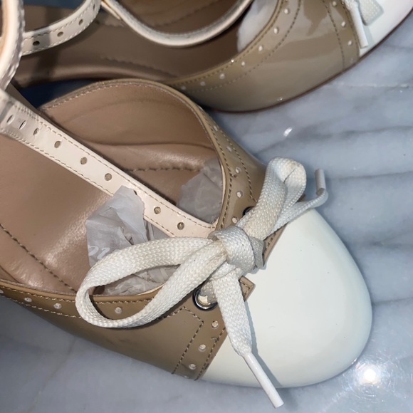 $800 Dolce&Gabbana D&G White Beige Nude Patent Leather Chunky Heels Bow 39 8 New - Picture 8 of 12